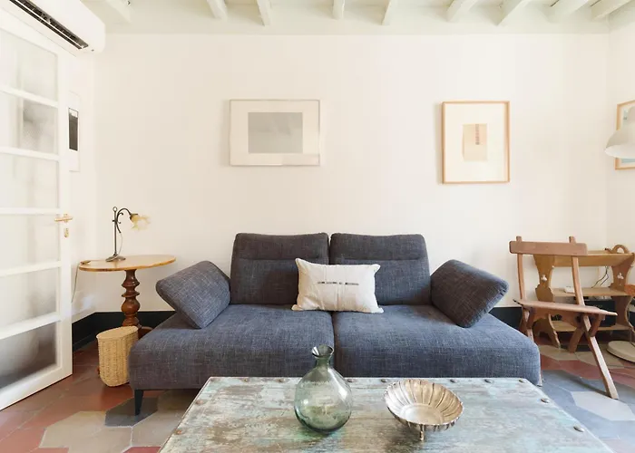 Charming Design In Monti Apartment *